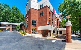 Red Lion Hotel Rosslyn Iwo Jima