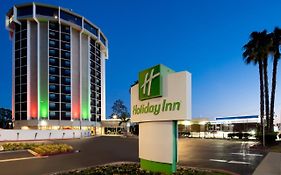 Holiday Inn Long Beach Airport Hotel