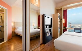 Ibis Central And Sheung Wan photos Exterior