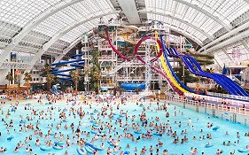 West Edmonton Mall Inn