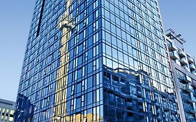 Residence Inn Toronto Downtown Entertainment District