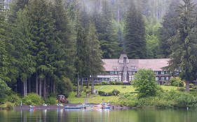 Lake Quinault Resort