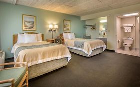 Days Inn & Suites Jekyll Island Jekyll Island, Ga