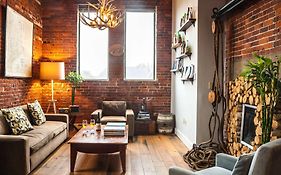 Portsmouth Ale House Inn