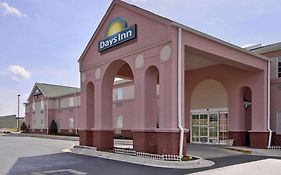 Days Inn And Suites Huntsville Al
