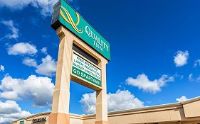 University Quality Inn