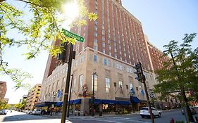 Hilton Milwaukee City Center photos Exterior