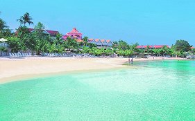 Coco Reef Resort And Spa