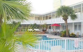 Hotel Collins