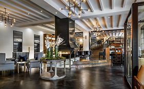 St Gregory Luxury Hotel