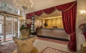 Hotel a la Commedia Venice