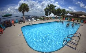 Crystal Cove Resort Palatka Fl