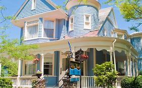 Blue Jewel Guest House Newport Ri