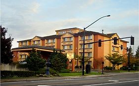 Phoenix Inn Portland