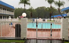 Motel 6 Daytona Beach