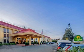 La Quinta Inn Oakland Airport Coliseum Oakland Ca