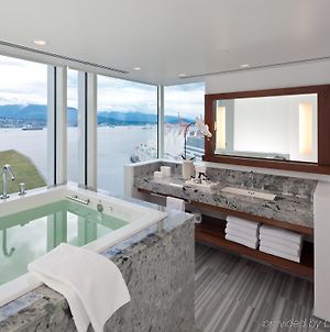 Fairmont Pacific Rim photos Exterior