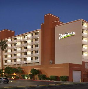 Radisson Hotel Corpus Christi Beach photos Exterior