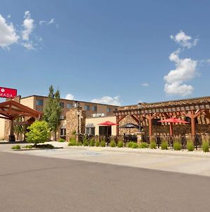 Ramada By Wyndham Fargo photos Exterior