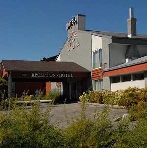 Hotel Baie Saint Paul photos Exterior